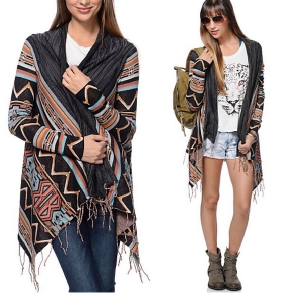 Billabong Aztec Women’s Cardigan Sweater. - Picture 1 of 6